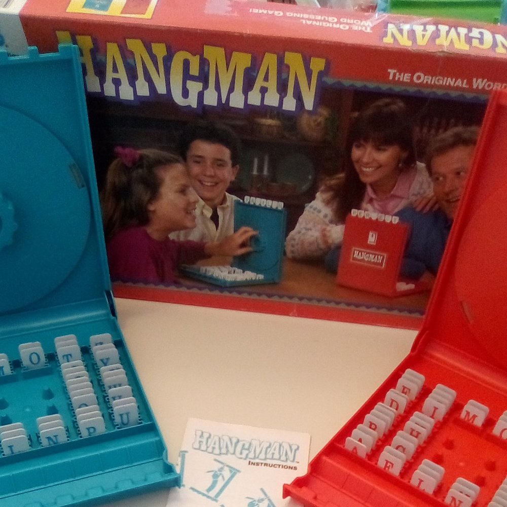 Vintage Hangman Board Game 1988 Milton Bradley Complete Game ages 8 and up